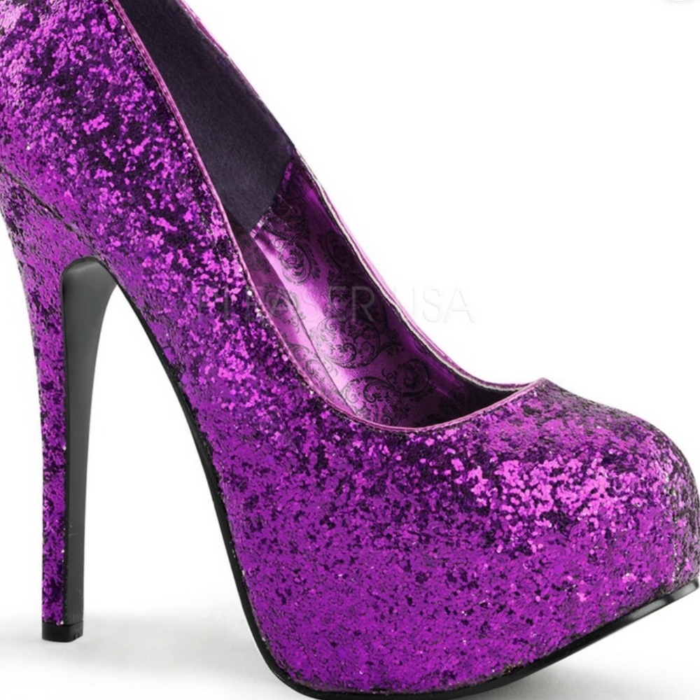 ✨Shimmering Bordello Purple Glitter Pumps✨